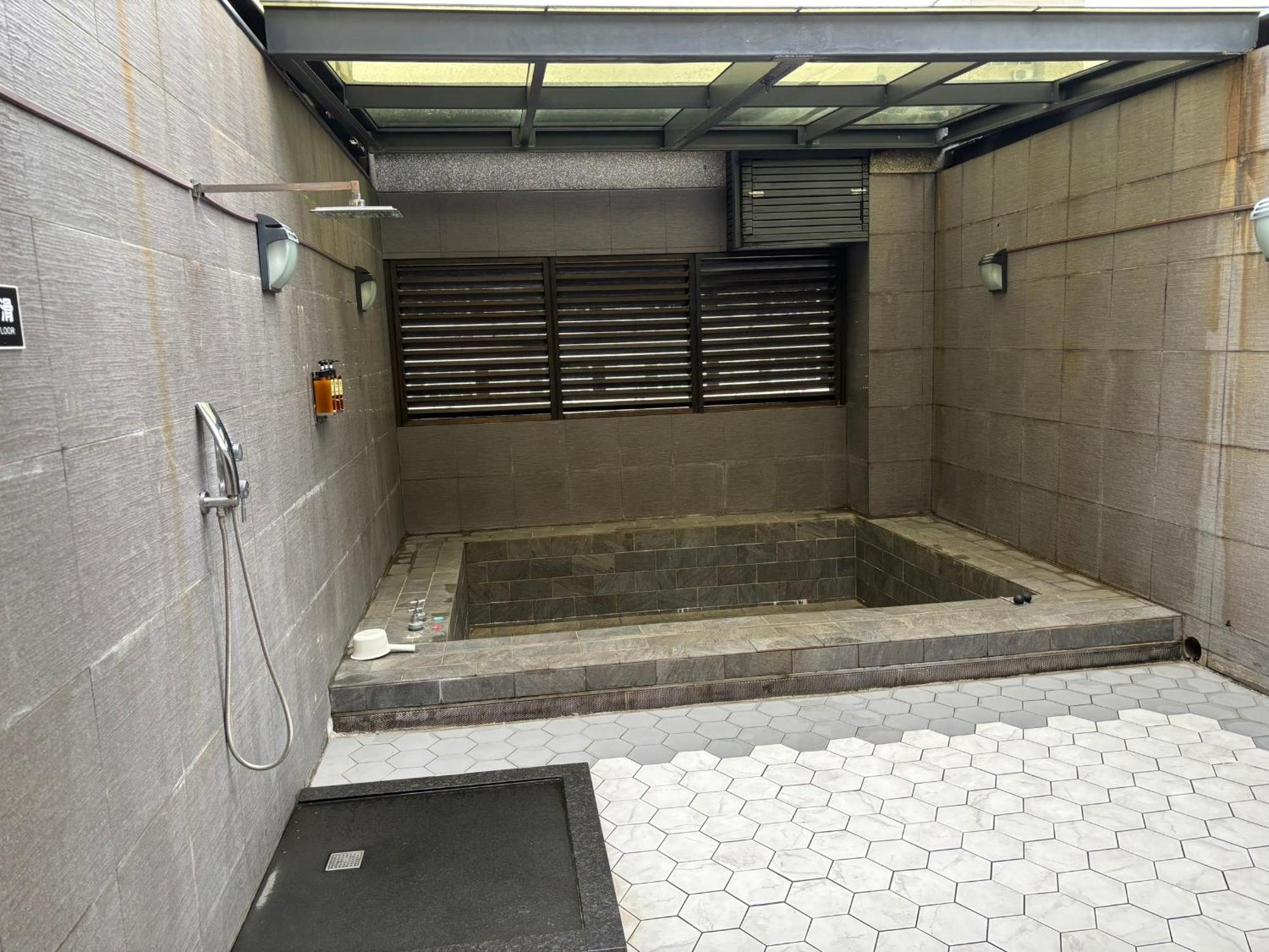 Ya Nold Hot Spring Hotel Jiaoxi Eksteriør bilde