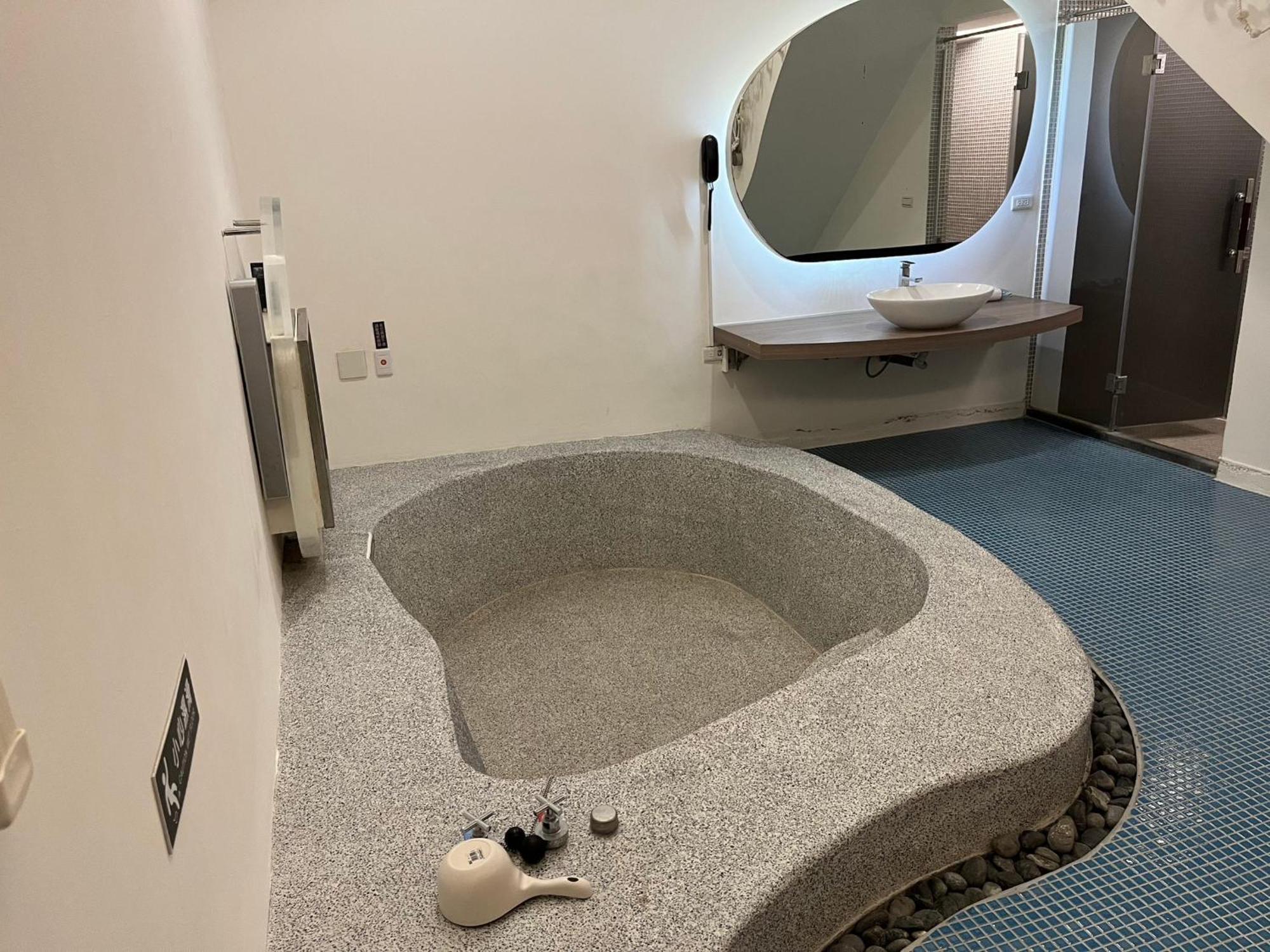 Ya Nold Hot Spring Hotel Jiaoxi Eksteriør bilde